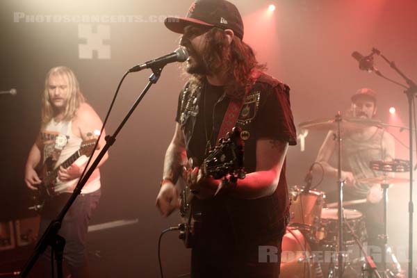 KING TUFF - 2014-12-03 - PARIS - Point Ephemere - 